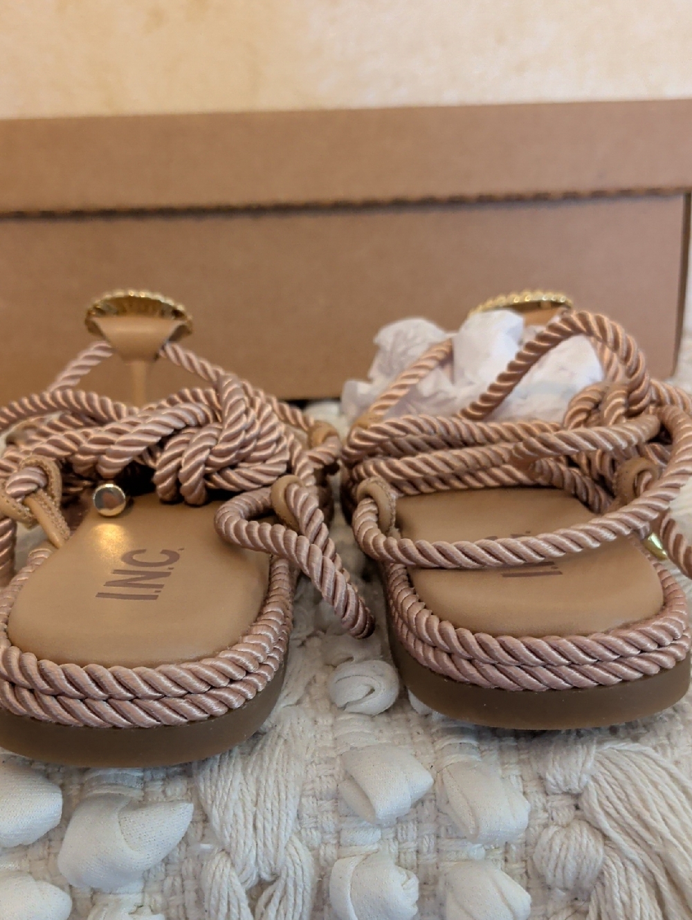 INC Shell & Rope Sandals 6 - Picture 6 of 7